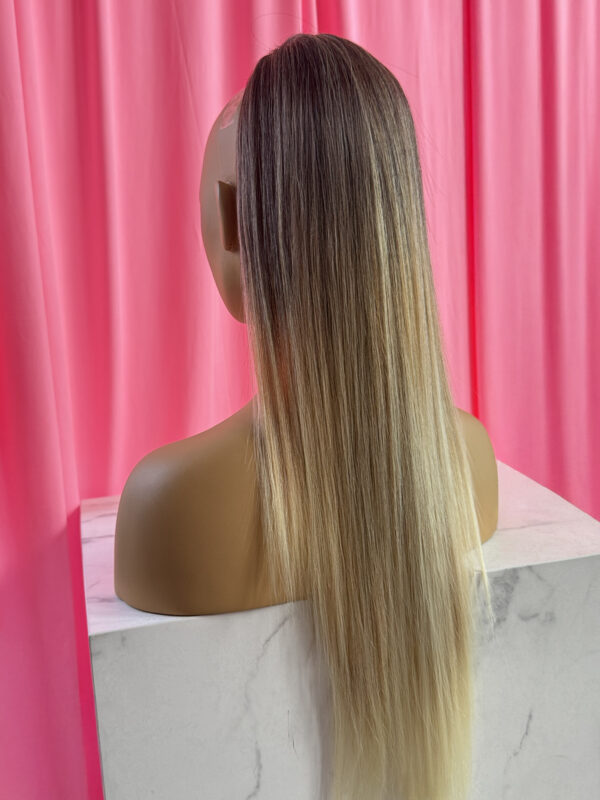 Doczepiany kucyk ciemny blond ombre