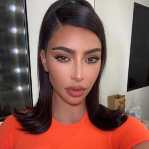 fryzura kim kardashian