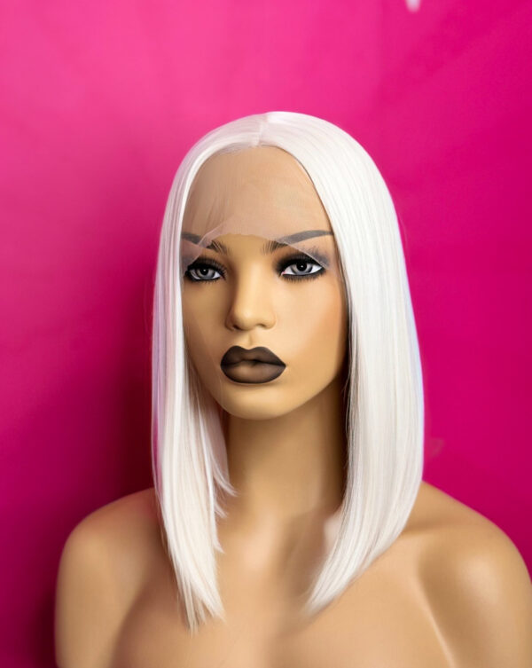 Peruka Platynowy Blond Bob - Lacefront - Lucy - obrazek 4