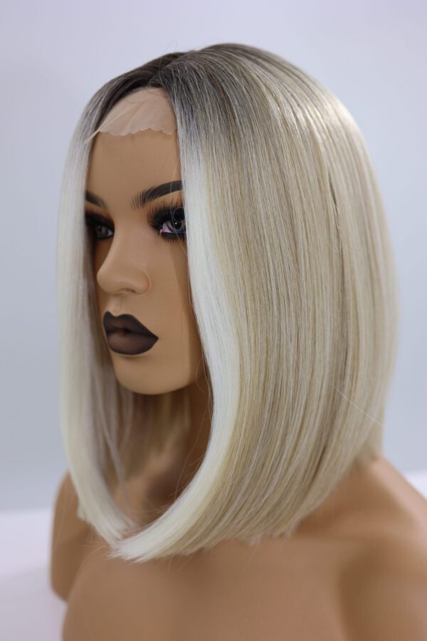 Peruka Blond z Odrostem i Jaśniejszym Frontem - BELLA - obrazek 2