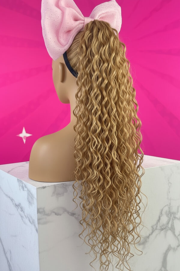 Doczepiany kucyk miodowy blond