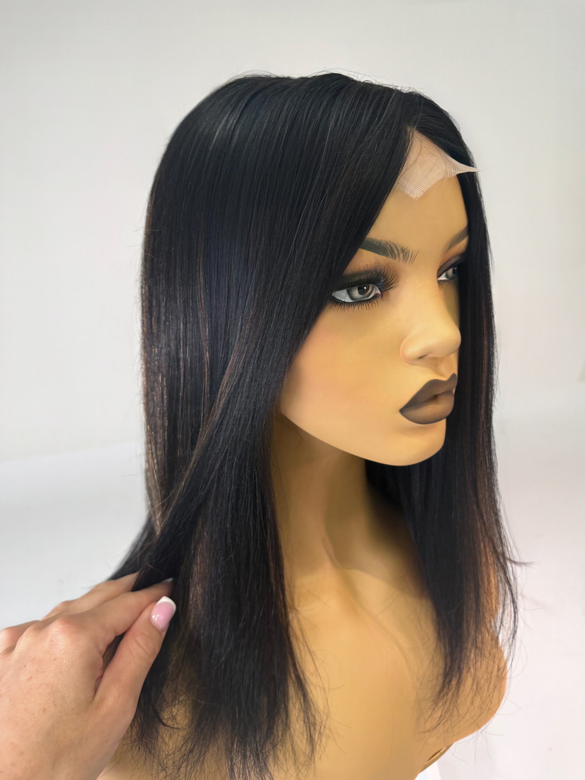 Czarna Peruka z Włosów Naturalnych