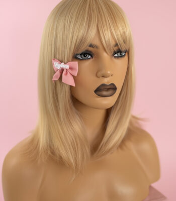 Peruka Złocisty Blond Bob z Grzywką