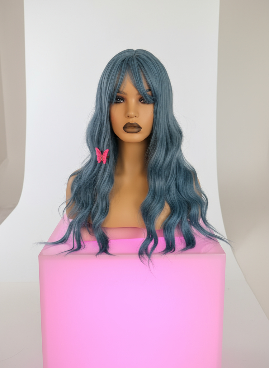 Niebieska peruka z grzywką